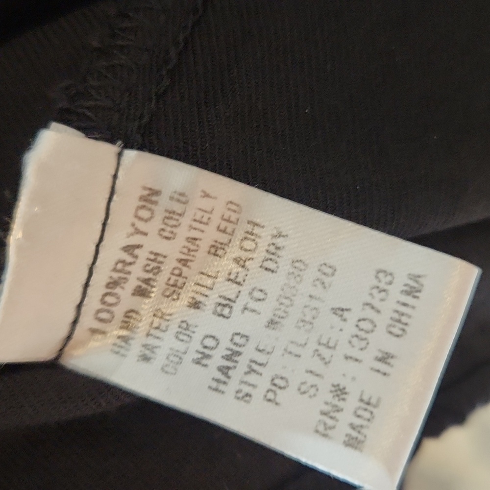 A Beautiful Soul Embroidered Floral Black Dress Size 1X - Picture 6 of 9